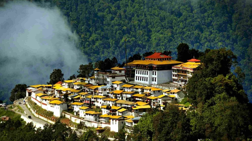 Northeast India in Focus: Why Indian Travelers Are Falling in Love with the Seven Sisters