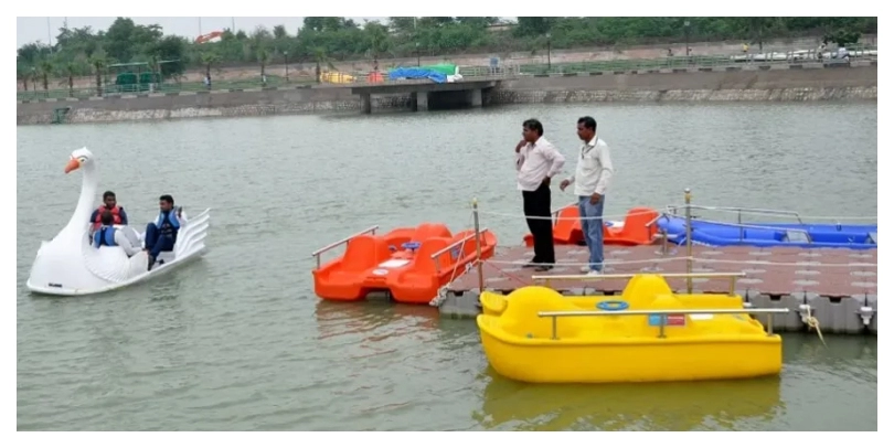 Boat Rides Resume at Janeshwar Mishra Park : Enhanced Boating Experience & Safety